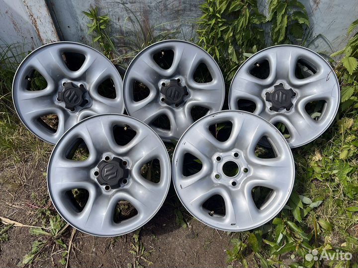 Диски оригинал Suzuki Grand Vitara R16