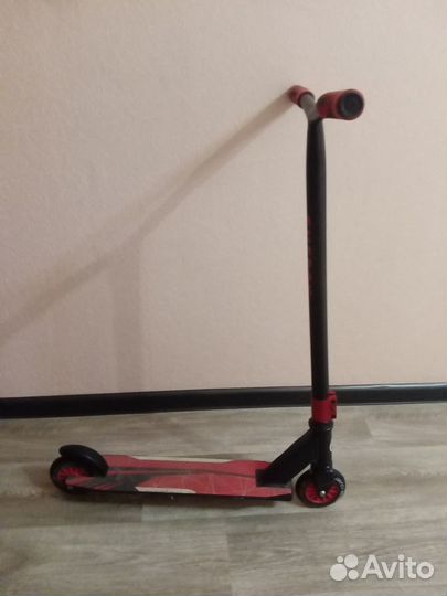 Самокат трюковой