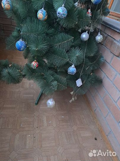 Елка искусственная