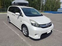 Toyota Isis 1.8 CVT, 2013, 116 400 км, с пробегом, цена 1 835 000 руб.