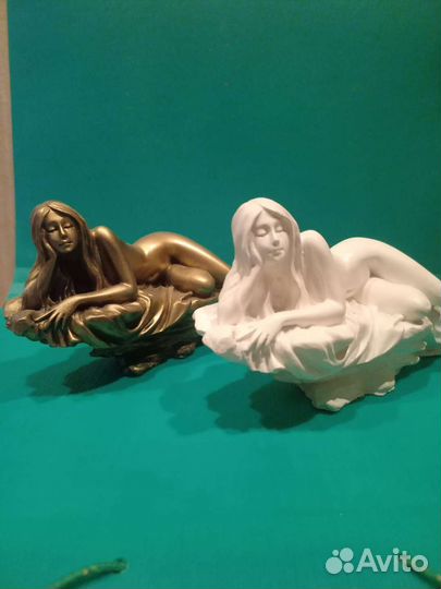 Фигурки девушек