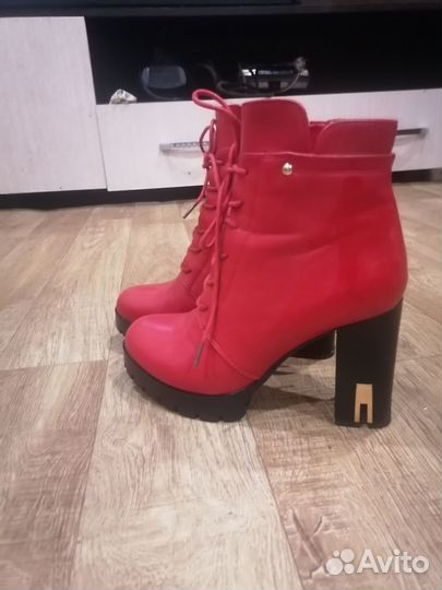 Сапожки женские 37 размер