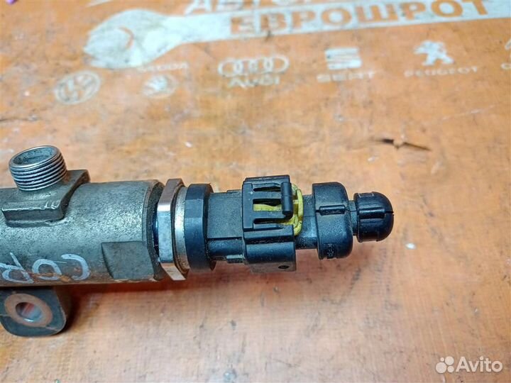 Датчик давления топлива Opel Astra H (2004-2014)