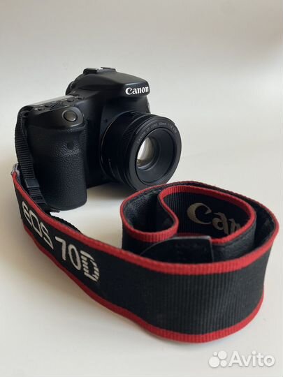 Фотоаппарат Canon 70d объектив 1.8