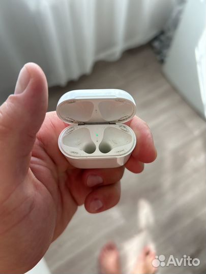 Беспроводные наушники Apple AirPods 1