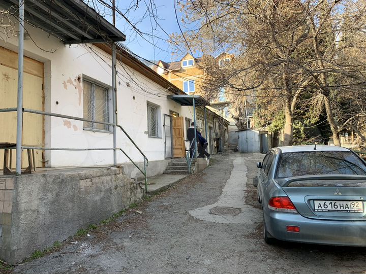 Нежилое здание 204 кв.м