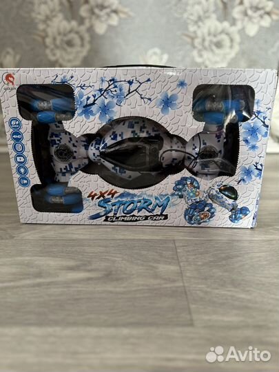 Машинка на радиоуправлении