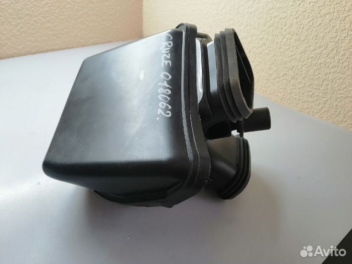 Резонатор воздушного фильтра Chevrolet Cruze