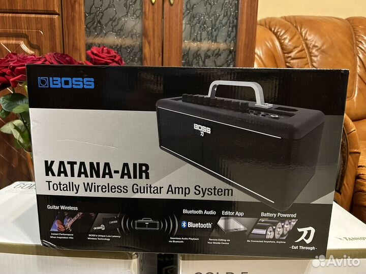 Гитарный комбоусилитель Boss Katana Air Новый