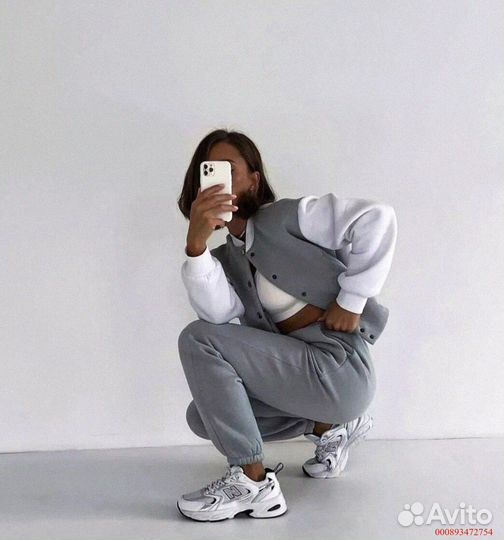 Спортивный костюм