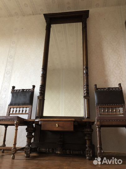 Зеркало с консолью старинное