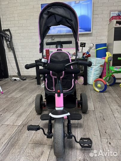 Велосипед трёхколёсный с родительской ручкой