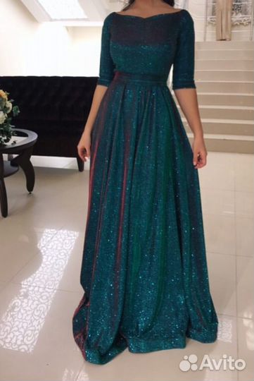 Вечернее платье