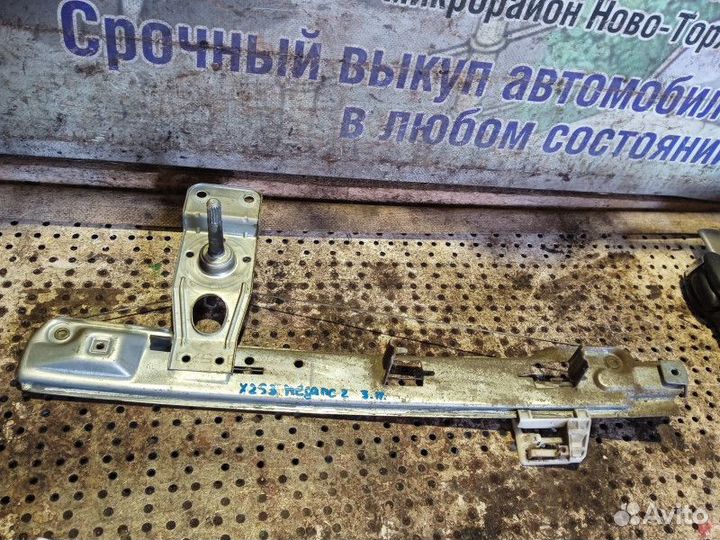 Стеклоподъемник задний правый Renault Megane 2