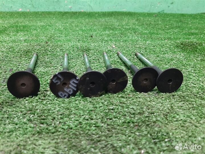 Клапана выпускные (комплект) Skoda Fabia 5J