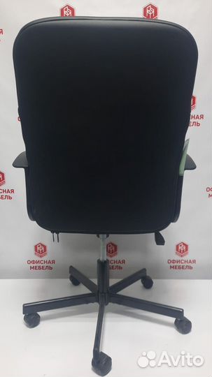 Офисное компьютерное кресло 551