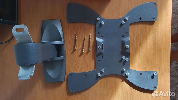 Кронштейн для телевизора Holder lcds-5020