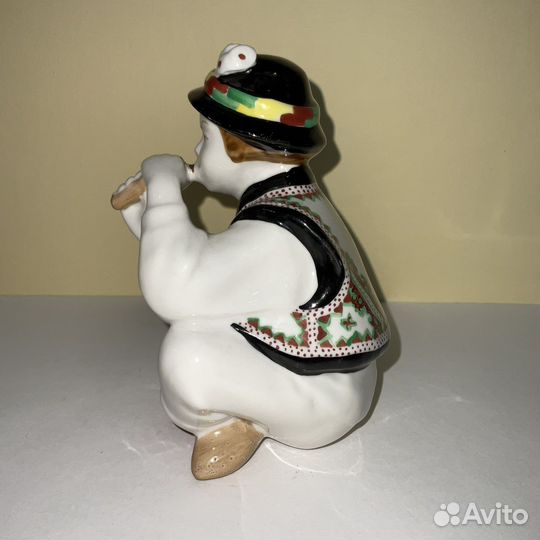 Статуэтка фарфор дети Гуцулы