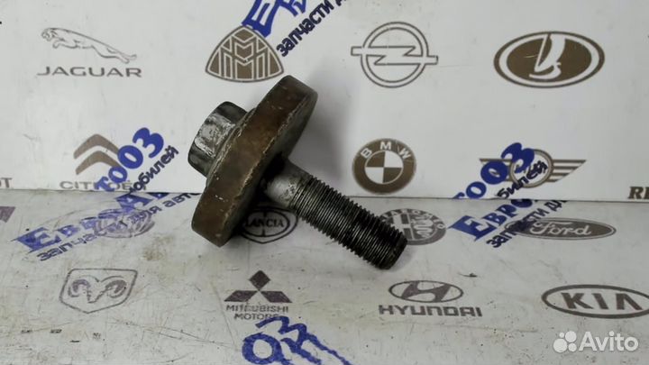 Болт коленвала Renault Sandero 2009-2014