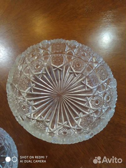 Хрустальная ваза