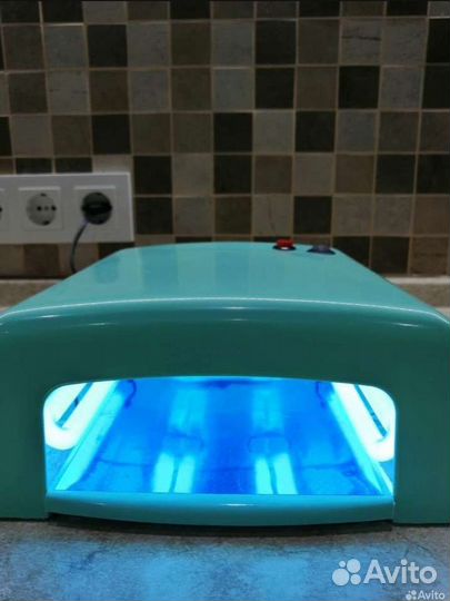 Уф лампа для ногтей