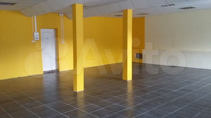 Торговое помещение, 100 м²