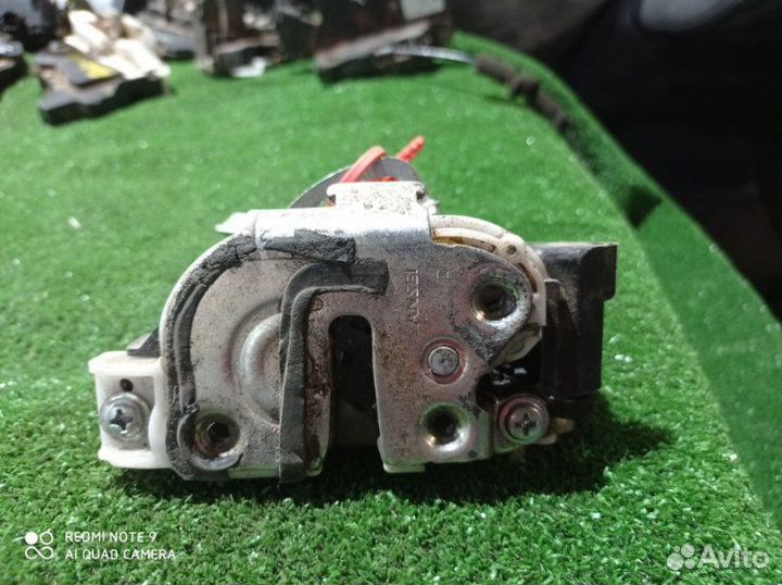 Замок двери задний правый Mitsubishi Lancer 9 CS