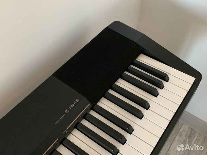 Сдам в аренду синтезатор