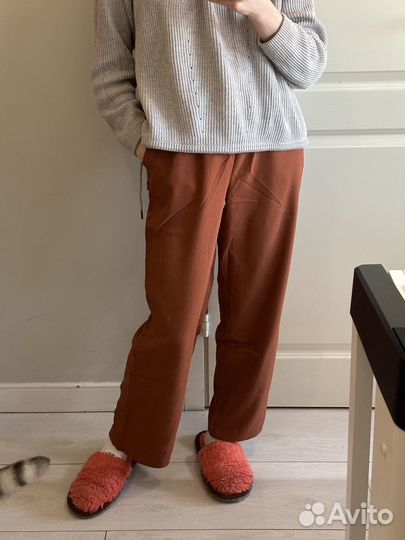 Легкие женские брюки