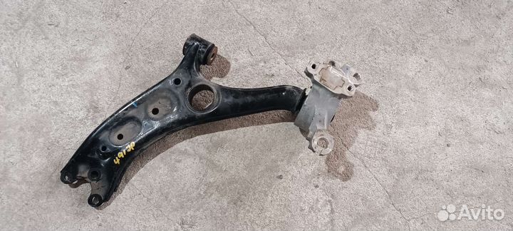 Рычаг нижний передний левый Honda crv5.Оригинал