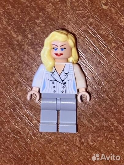 Lego Indiana Jones минифигурка Elsa Schneider