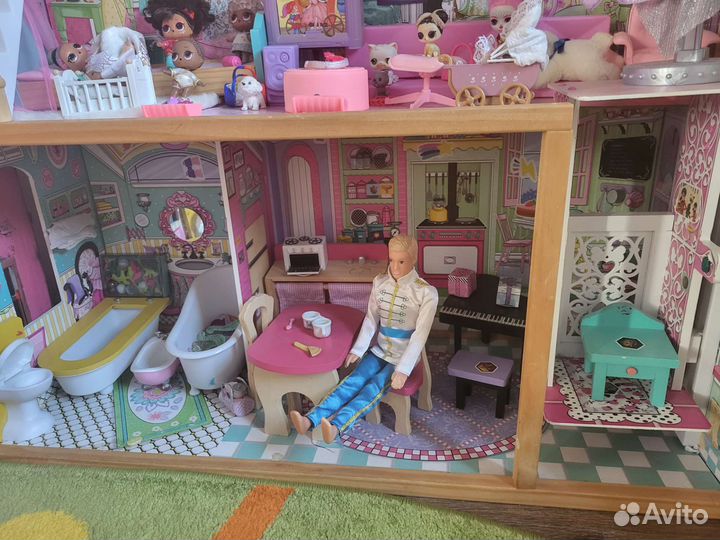 Дом для барби с мебелью, машина и лошадь