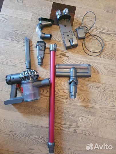 Насадки,зарядка для Dyson DC 62 Animal