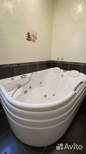 Ванна джакузи двухместная