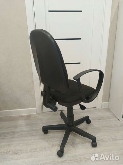 Компьютерное кресло