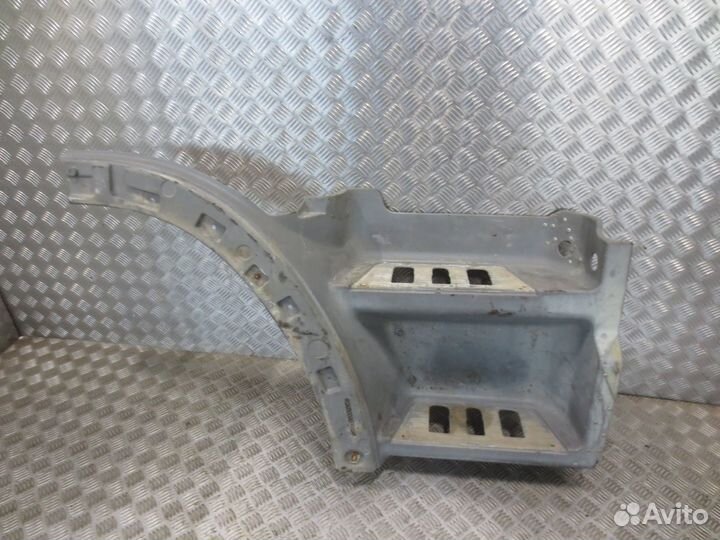 Корпус подножки крылом правый Mercedes-Benz A94366