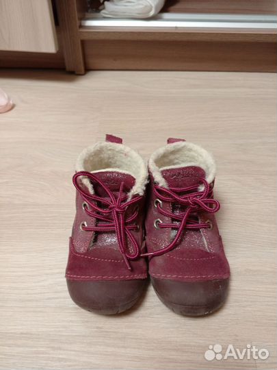Ботиночки осенние для девочки 23