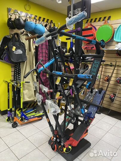 Запчасти и аксессуары для самокатов