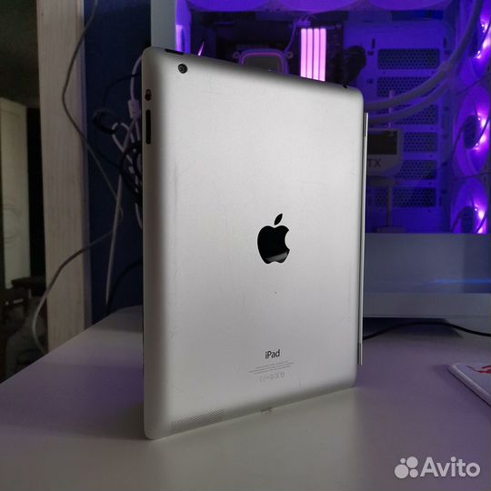 iPad 4 поколения 32GB WiFi