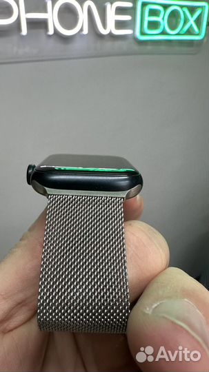 Apple Watch SE 2 44mm