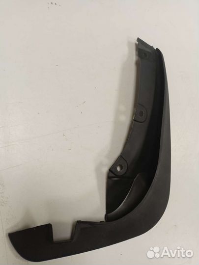 Брызговик передний правый FAW besturn B50