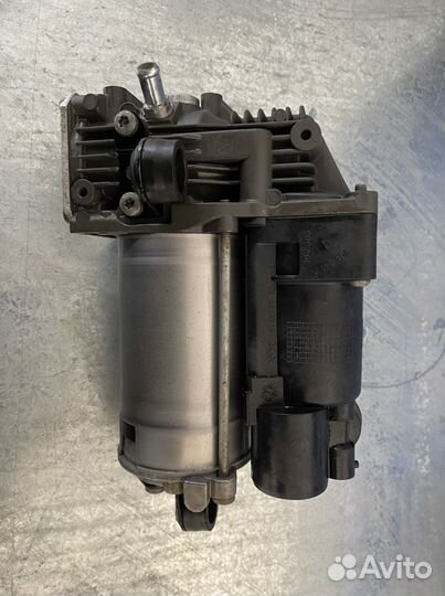 Компрессор амк пневмоподвестки Мерседес w221 S600