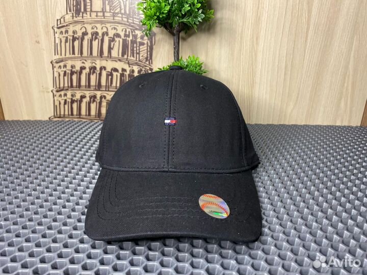 Кепка чёрная Tommy Hilfiger