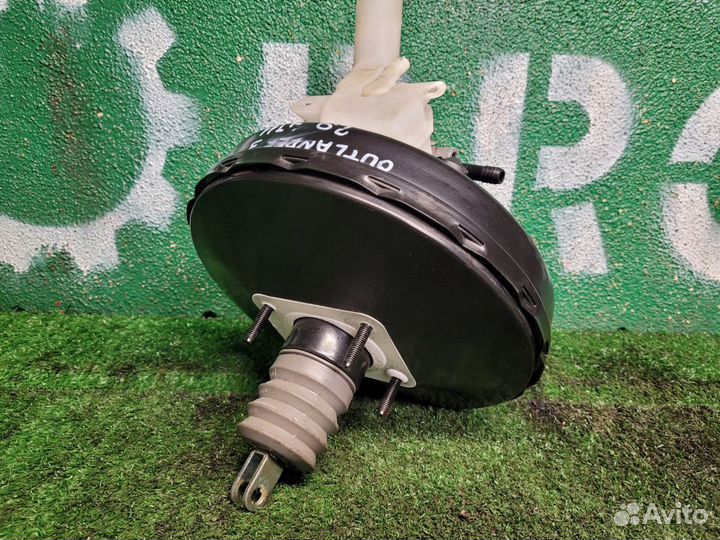 Вакуумный усилитель тормозов на Outlander 3 2022