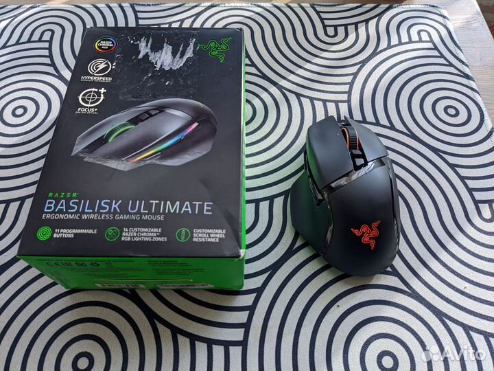 Беспроводная мышь Razer Basilisk Ultimate Dock