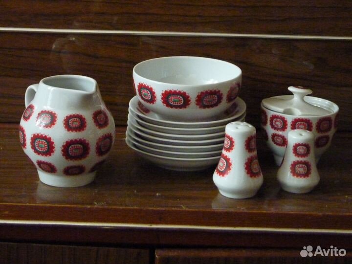 Сервиз столово-чайный