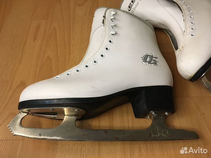 Коньки фигурные CCM winter club