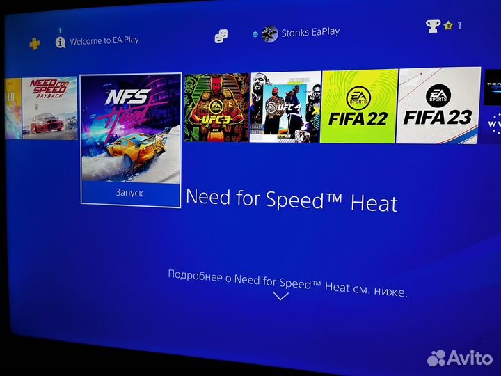 Ps4 slim с Играми два Геймпада