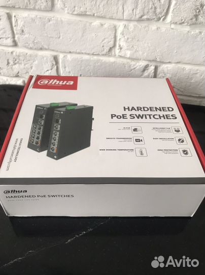 Коммутатор на 8 портов Dahua DH-PFS3110-8ET-96