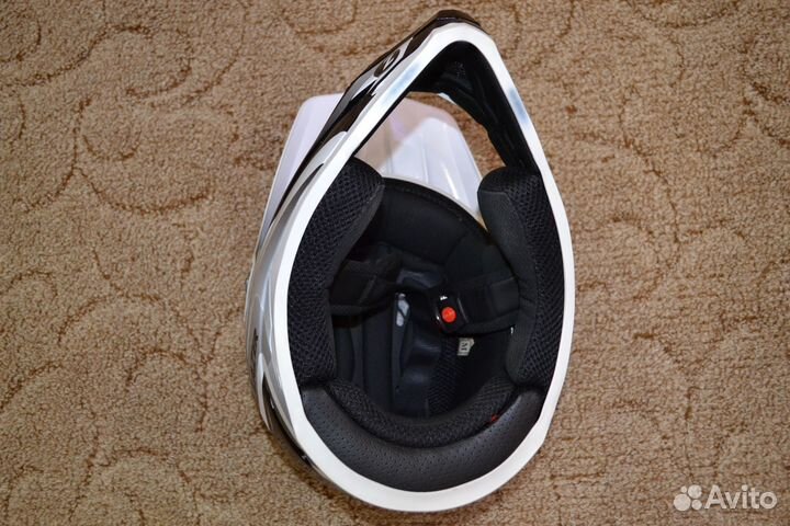 Шлем Lazer phoenix+ (черно-белый)